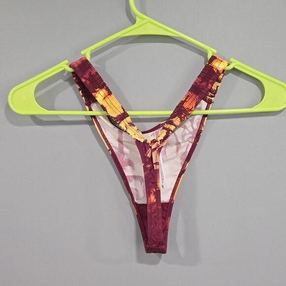 🐢 Urban Outfitters Tropical Bikini Bottom Thong  Small - Picture 3 of 5